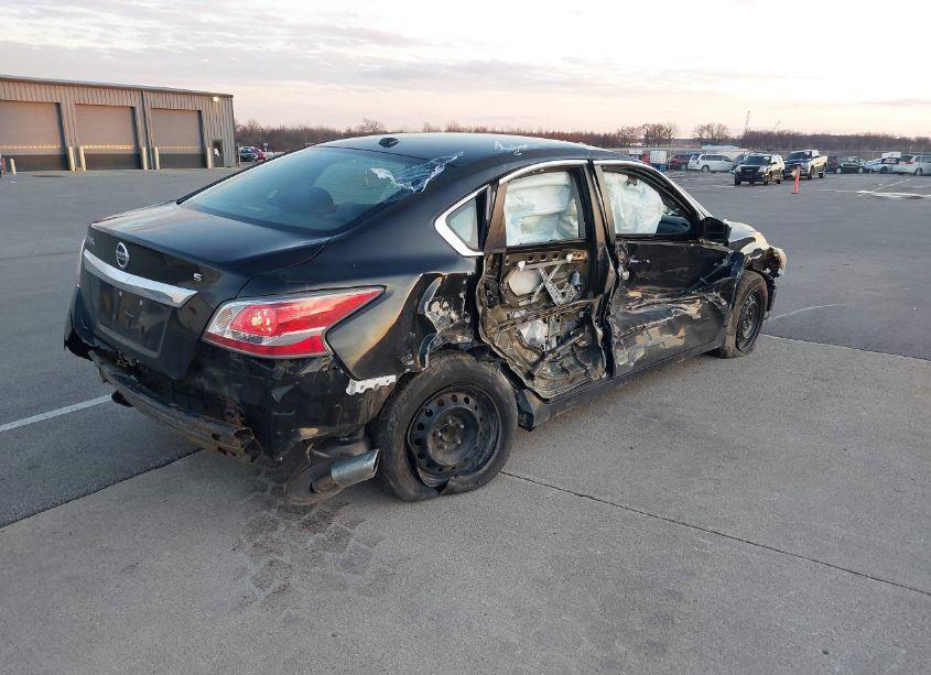 Photo 4 of 2015 Nissan Altima 2.5 S (VIN 1N4AL3AP9FC222266)
