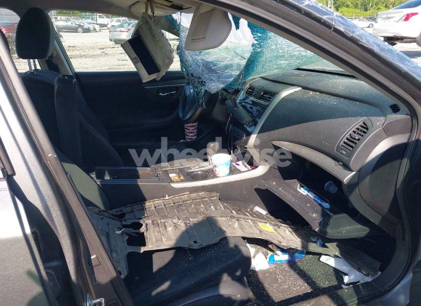 Photo 5 of 2015 Nissan Altima 2.5/2.5 S/2.5 SL/2.5 SV (VIN 1N4AL3AP9FC237477)