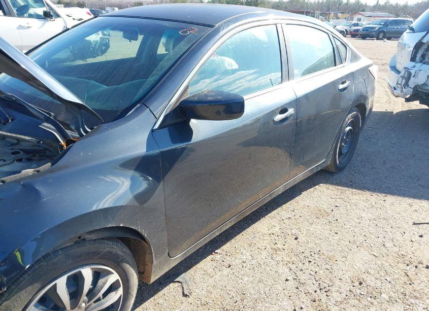 Photo 13 of 2015 Nissan Altima 2.5/2.5 S/2.5 SL/2.5 SV (VIN 1N4AL3AP9FC240363)