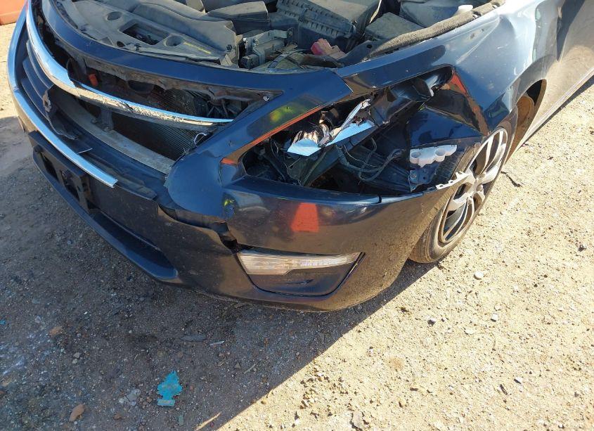 Photo 6 of 2015 Nissan Altima 2.5/2.5 S/2.5 SL/2.5 SV (VIN 1N4AL3AP9FC240363)