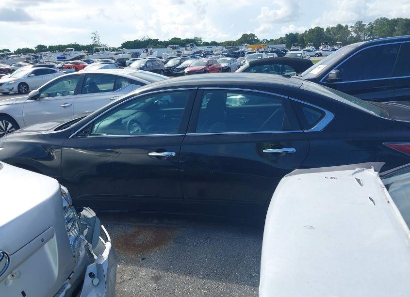 Photo 15 of 2015 Nissan Altima 2.5 S (VIN 1N4AL3AP9FC254523)