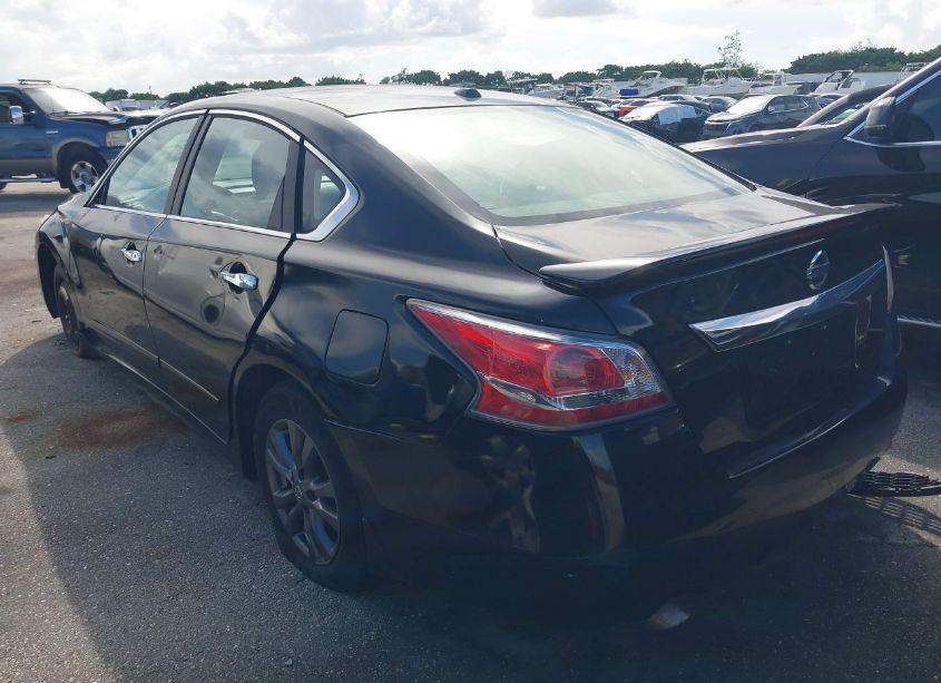 Photo 3 of 2015 Nissan Altima 2.5 S (VIN 1N4AL3AP9FC254523)