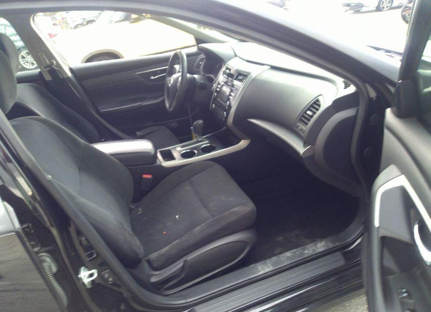 Photo 5 of 2015 Nissan Altima 2.5 S (VIN 1N4AL3AP9FC254523)