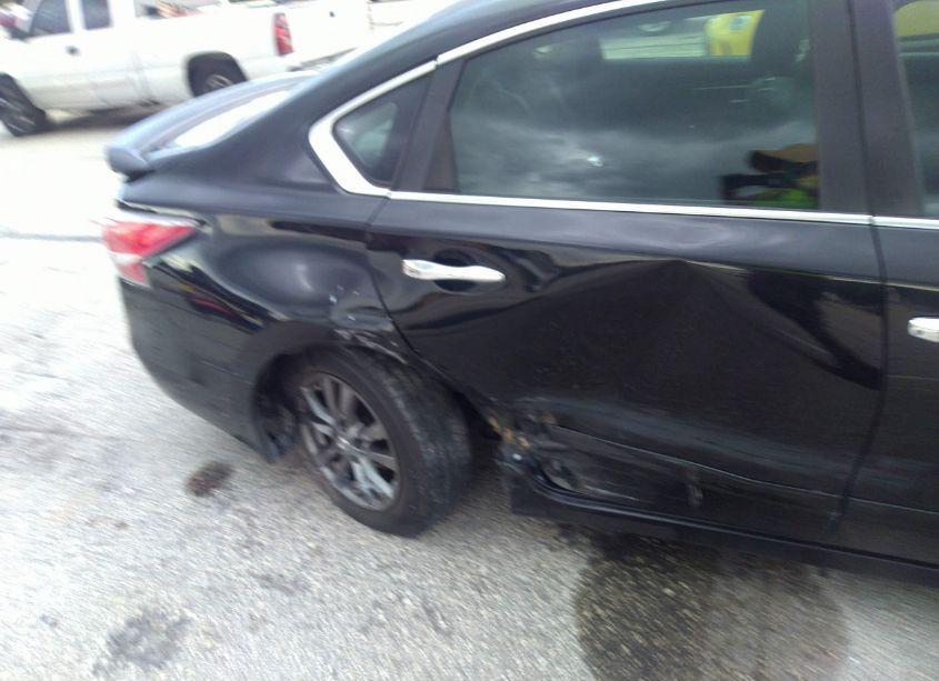 Photo 6 of 2015 Nissan Altima 2.5 S (VIN 1N4AL3AP9FC254523)
