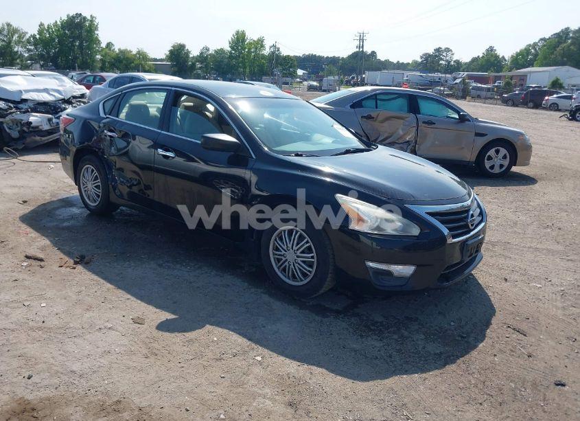 2015 Nissan Altima 2.5 S (VIN 1N4AL3AP9FC264758) main photo