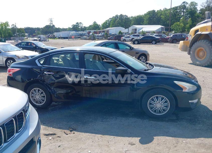 Photo 13 of 2015 Nissan Altima 2.5 S (VIN 1N4AL3AP9FC264758)