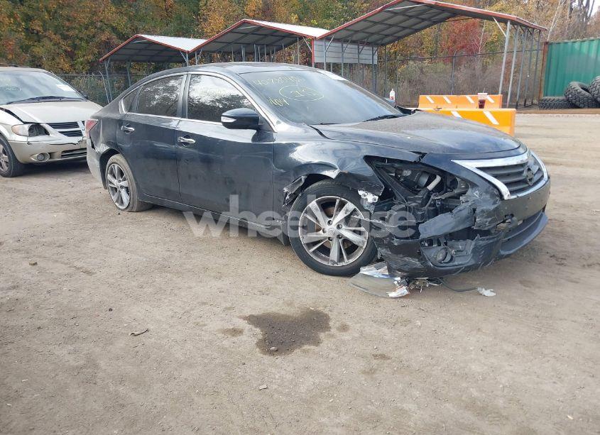 2015 Nissan Altima 2.5 SV (VIN 1N4AL3AP9FC266638) main photo