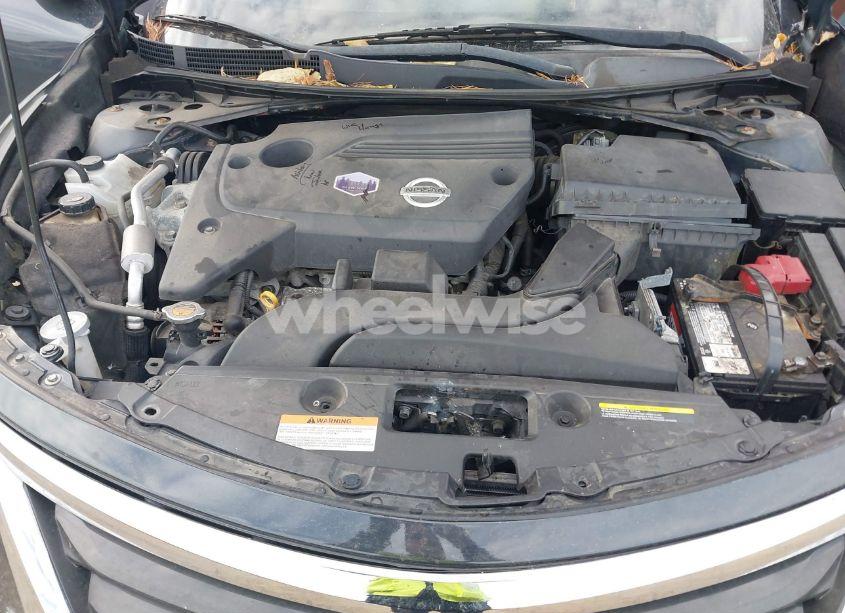 Photo 10 of 2015 Nissan Altima 2.5 SV (VIN 1N4AL3AP9FC266638)