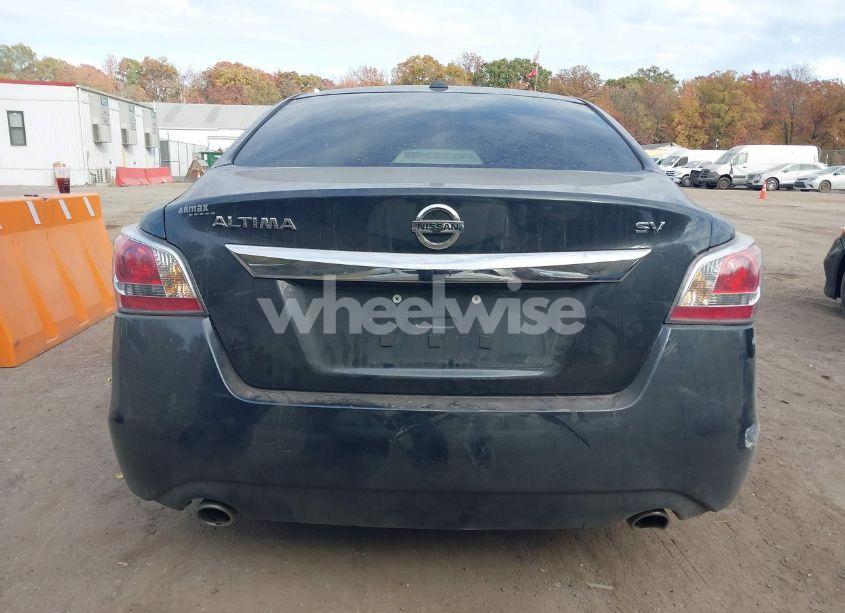 Photo 16 of 2015 Nissan Altima 2.5 SV (VIN 1N4AL3AP9FC266638)