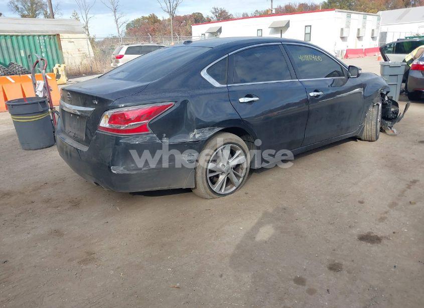 Photo 4 of 2015 Nissan Altima 2.5 SV (VIN 1N4AL3AP9FC266638)