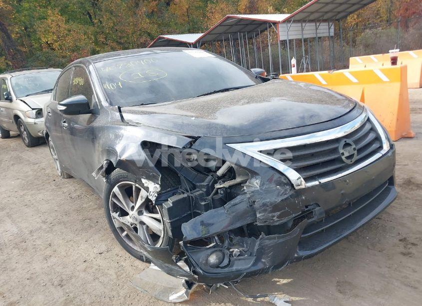 Photo 6 of 2015 Nissan Altima 2.5 SV (VIN 1N4AL3AP9FC266638)