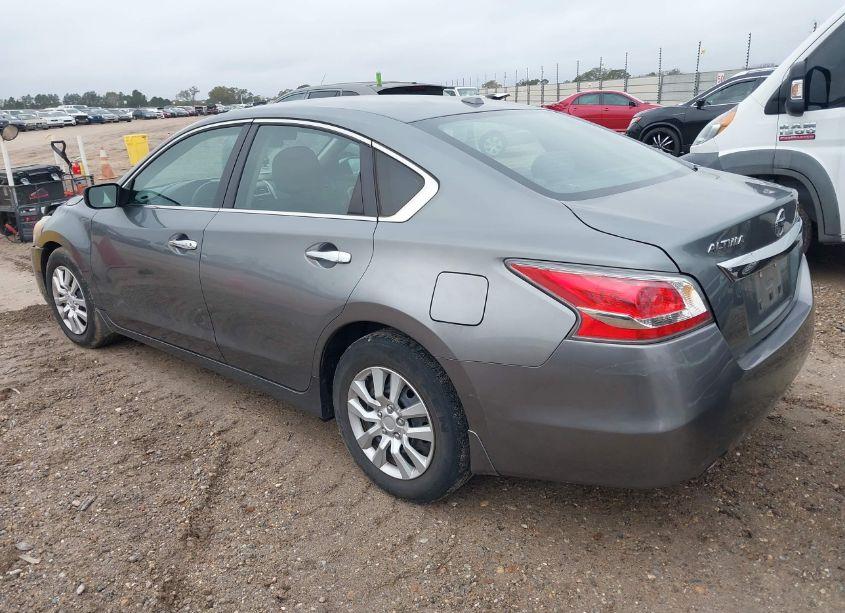 Photo 3 of 2015 Nissan Altima 2.5/2.5 S/2.5 SL/2.5 SV (VIN 1N4AL3AP9FC267207)