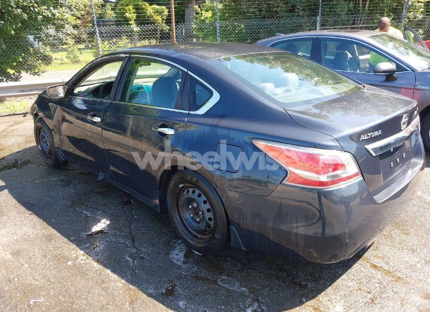 Photo 3 of 2015 Nissan Altima 2.5 S (VIN 1N4AL3AP9FC271872)