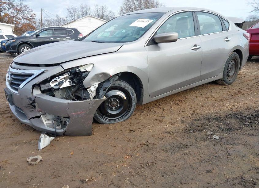 Photo 2 of 2015 Nissan Altima 2.5/2.5 S/2.5 SL/2.5 SV (VIN 1N4AL3AP9FC279874)