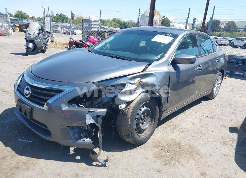 Photo 2 of 2015 Nissan Altima 2.5/2.5 S/2.5 SL/2.5 SV (VIN 1N4AL3AP9FC280586)