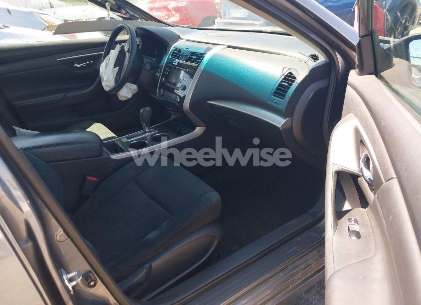 Photo 5 of 2015 Nissan Altima 2.5/2.5 S/2.5 SL/2.5 SV (VIN 1N4AL3AP9FC280586)