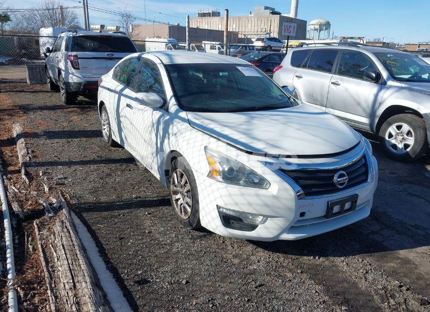 2015 Nissan Altima 2.5/2.5 S/2.5 SL/2.5 SV (VIN 1N4AL3AP9FC292365) main photo