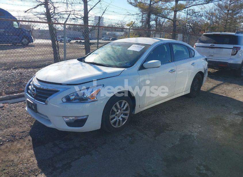 Photo 2 of 2015 Nissan Altima 2.5/2.5 S/2.5 SL/2.5 SV (VIN 1N4AL3AP9FC292365)