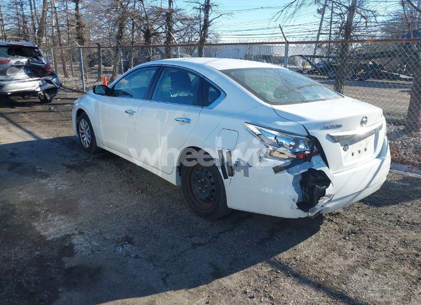 Photo 3 of 2015 Nissan Altima 2.5/2.5 S/2.5 SL/2.5 SV (VIN 1N4AL3AP9FC292365)
