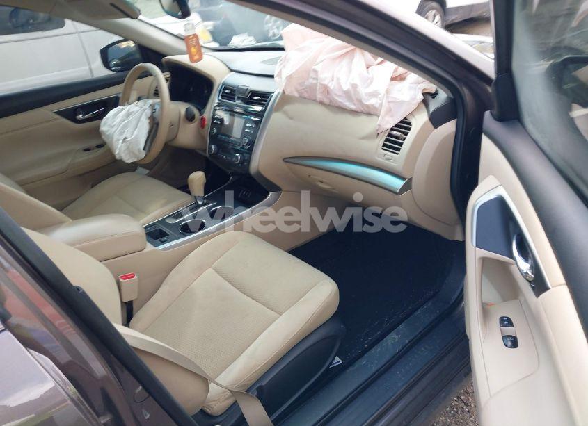 Photo 5 of 2015 Nissan Altima 2.5 SV (VIN 1N4AL3AP9FC425545)