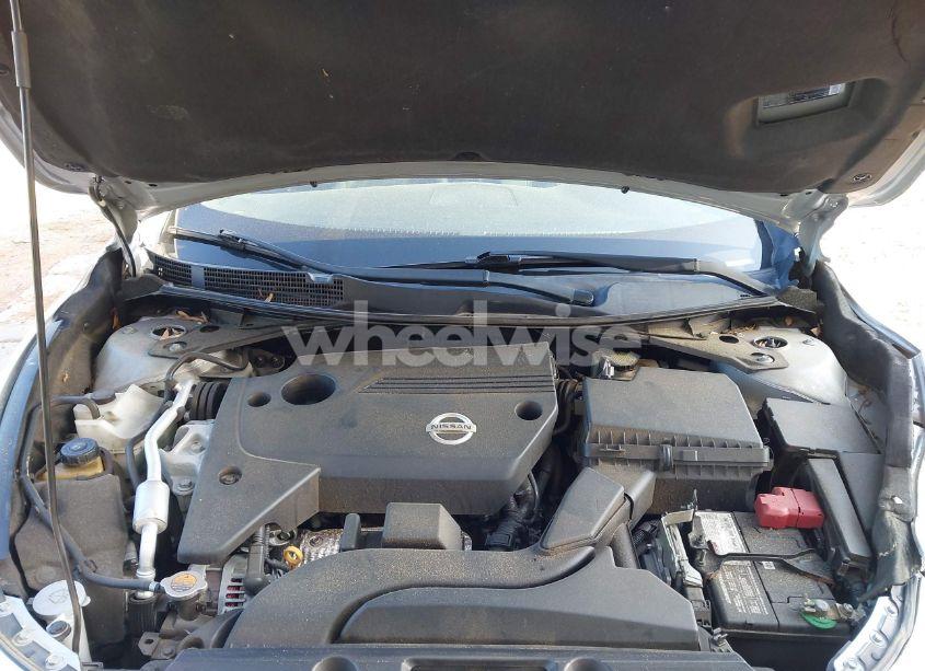 Photo 10 of 2015 Nissan Altima 2.5 SV (VIN 1N4AL3AP9FC428395)