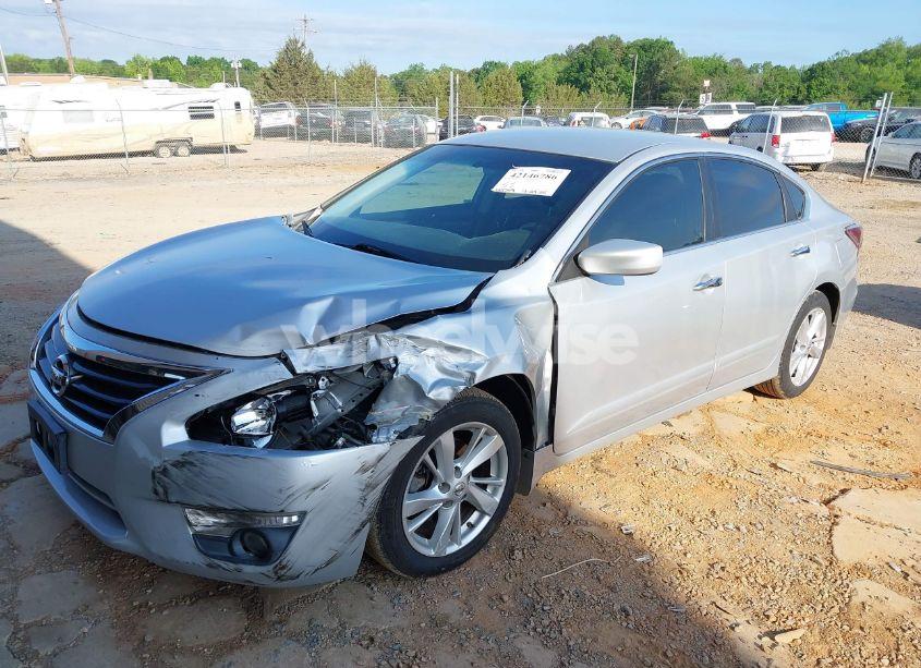 Photo 2 of 2015 Nissan Altima 2.5 SV (VIN 1N4AL3AP9FC428395)