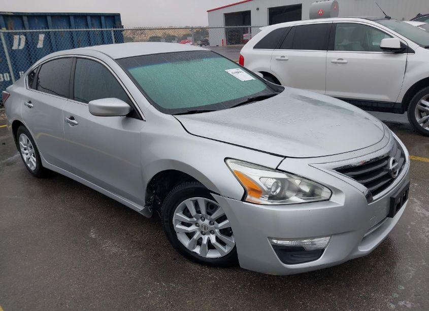 2015 Nissan Altima 2.5/2.5 S/2.5 SL/2.5 SV (VIN 1N4AL3AP9FC438800) main photo