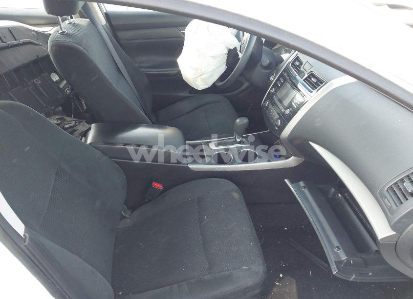 Photo 5 of 2015 Nissan Altima 2.5/2.5 S/2.5 SL/2.5 SV (VIN 1N4AL3AP9FC440062)