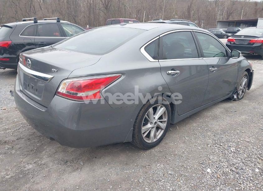 Photo 4 of 2015 Nissan Altima 2.5 SV (VIN 1N4AL3AP9FC445584)