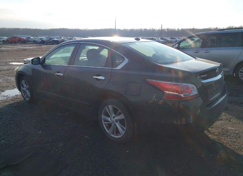 Photo 3 of 2015 Nissan Altima 2.5 SV (VIN 1N4AL3AP9FC466175)