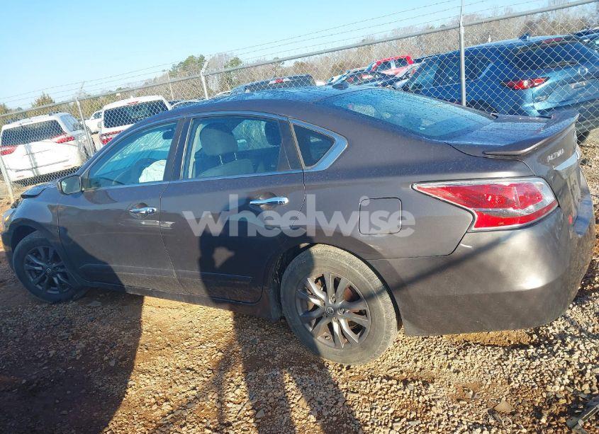 Photo 15 of 2015 Nissan Altima 2.5 S (VIN 1N4AL3AP9FC469187)