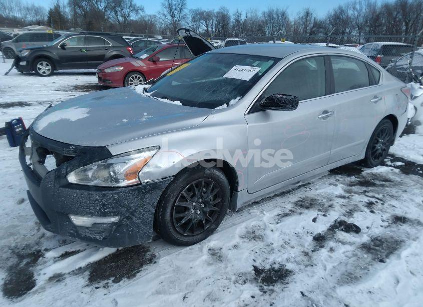 Photo 2 of 2015 Nissan Altima 2.5 S (VIN 1N4AL3AP9FC471439)