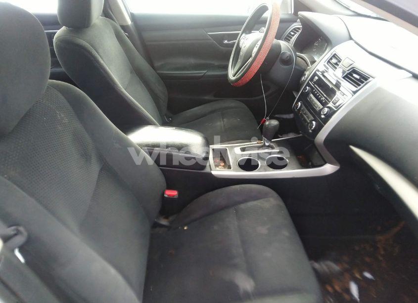 Photo 5 of 2015 Nissan Altima 2.5 S (VIN 1N4AL3AP9FC471439)