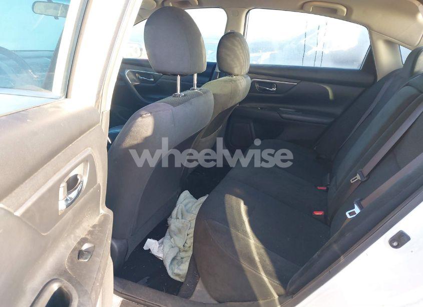 Photo 8 of 2015 Nissan Altima 2.5 (VIN 1N4AL3AP9FC476057)