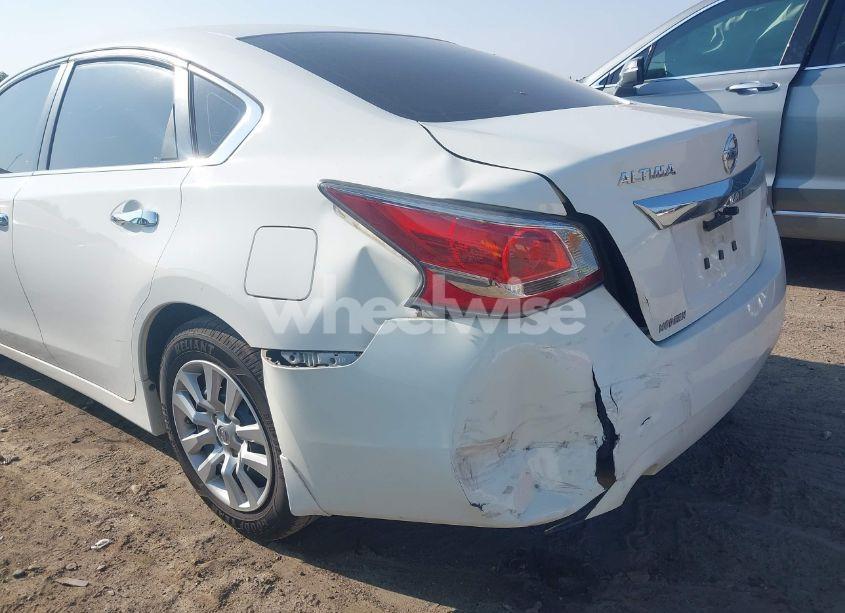 Photo 6 of 2015 Nissan Altima 2.5 S (VIN 1N4AL3AP9FC477449)