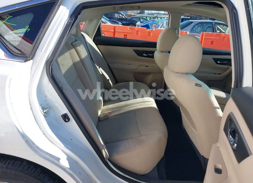 Photo 8 of 2015 Nissan Altima 2.5 SV (VIN 1N4AL3AP9FC479542)