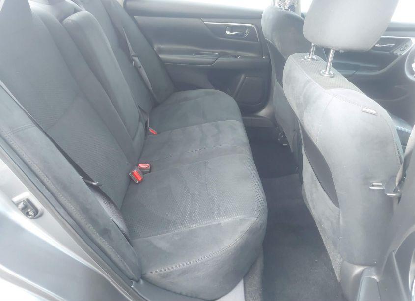 Photo 8 of 2015 Nissan Altima 2.5 S (VIN 1N4AL3AP9FC484594)