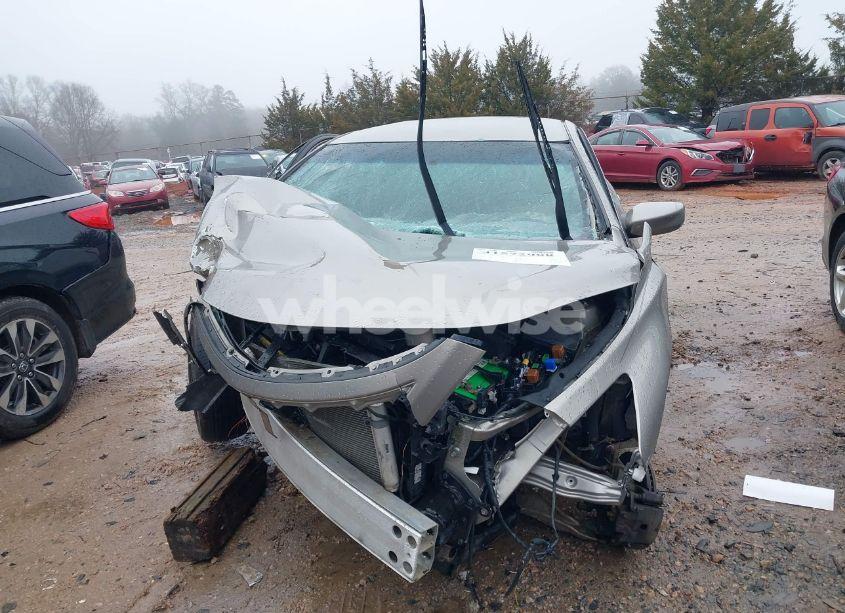 Photo 12 of 2015 Nissan Altima 2.5 S (VIN 1N4AL3AP9FC484885)