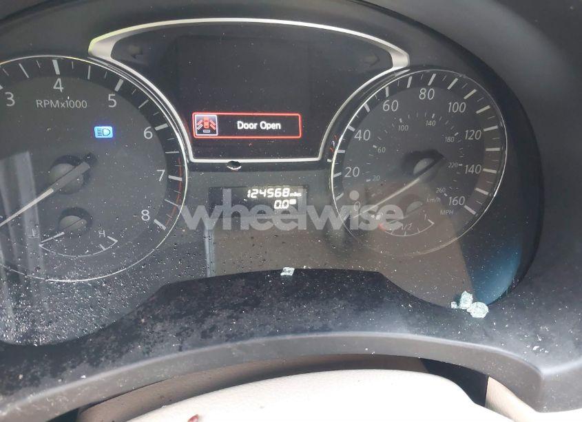 Photo 15 of 2015 Nissan Altima 2.5 S (VIN 1N4AL3AP9FC484885)