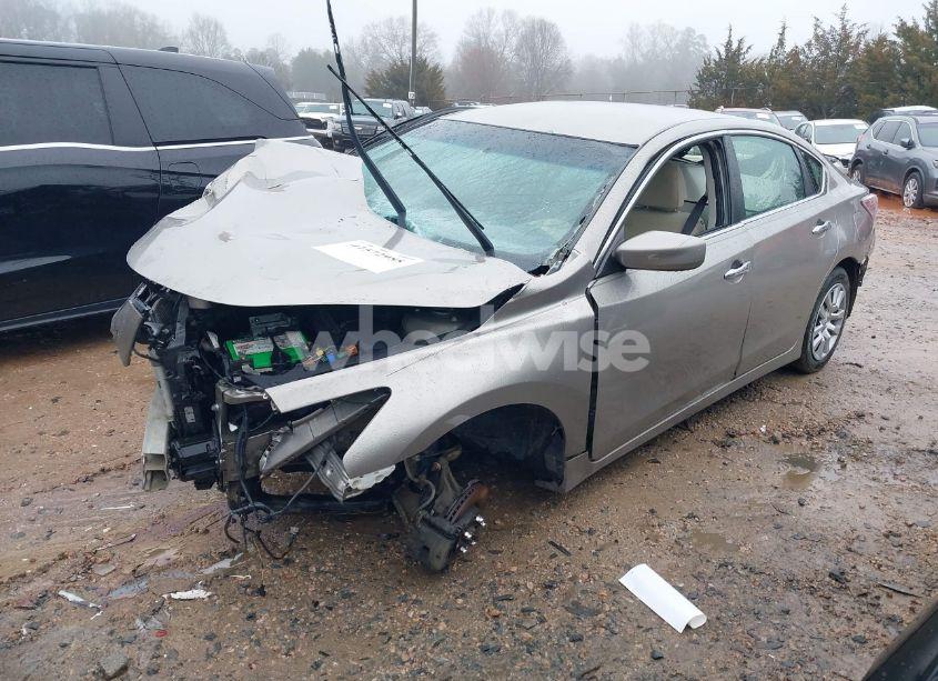 Photo 2 of 2015 Nissan Altima 2.5 S (VIN 1N4AL3AP9FC484885)