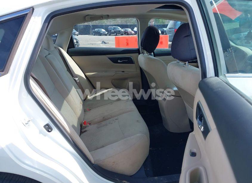 Photo 8 of 2015 Nissan Altima 2.5 SV (VIN 1N4AL3AP9FC487172)