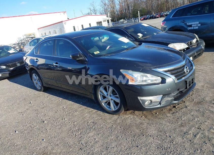 2015 Nissan Altima 2.5 SV (VIN 1N4AL3AP9FC498477) main photo