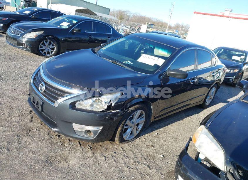 Photo 2 of 2015 Nissan Altima 2.5 SV (VIN 1N4AL3AP9FC498477)