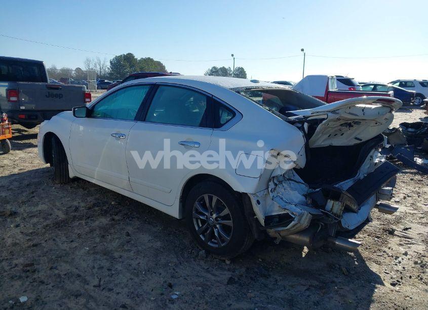 Photo 3 of 2015 Nissan Altima 2.5 S (VIN 1N4AL3AP9FC575610)