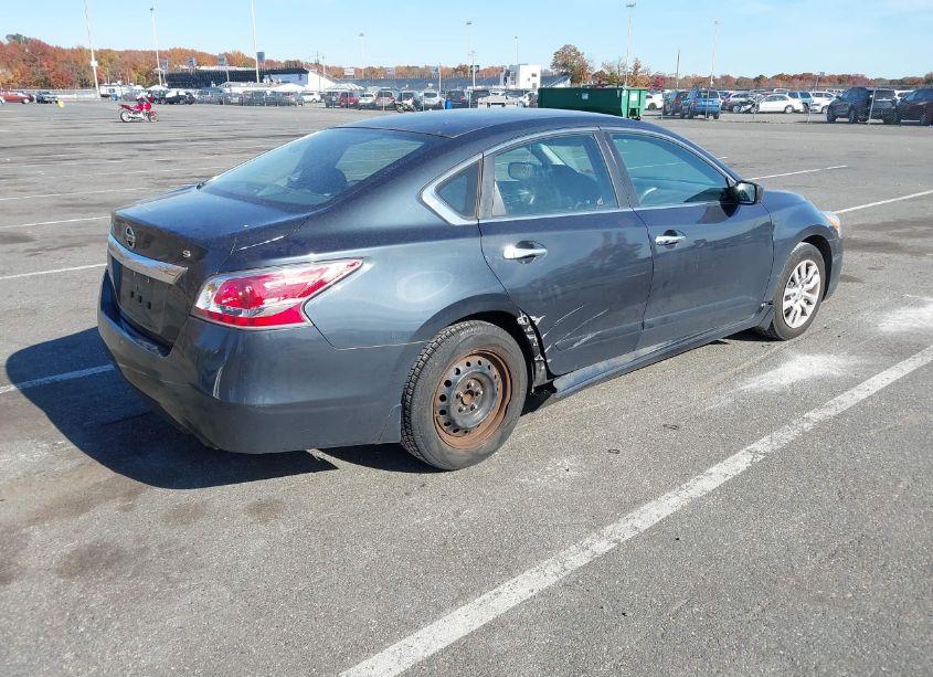 Photo 4 of 2015 Nissan Altima 2.5 S (VIN 1N4AL3AP9FC575672)