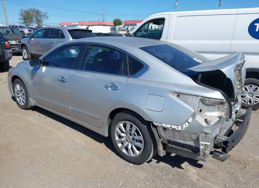 Photo 3 of 2015 Nissan Altima 2.5 S (VIN 1N4AL3AP9FC582959)
