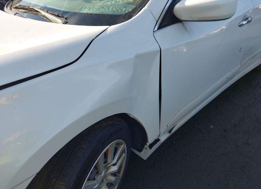 Photo 6 of 2015 Nissan Altima 2.5 S (VIN 1N4AL3AP9FC583111)