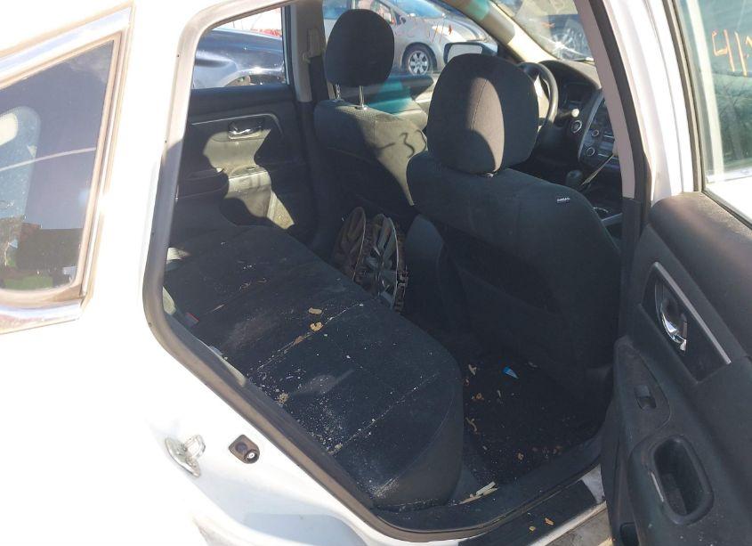 Photo 8 of 2015 Nissan Altima 2.5 S (VIN 1N4AL3AP9FC583111)