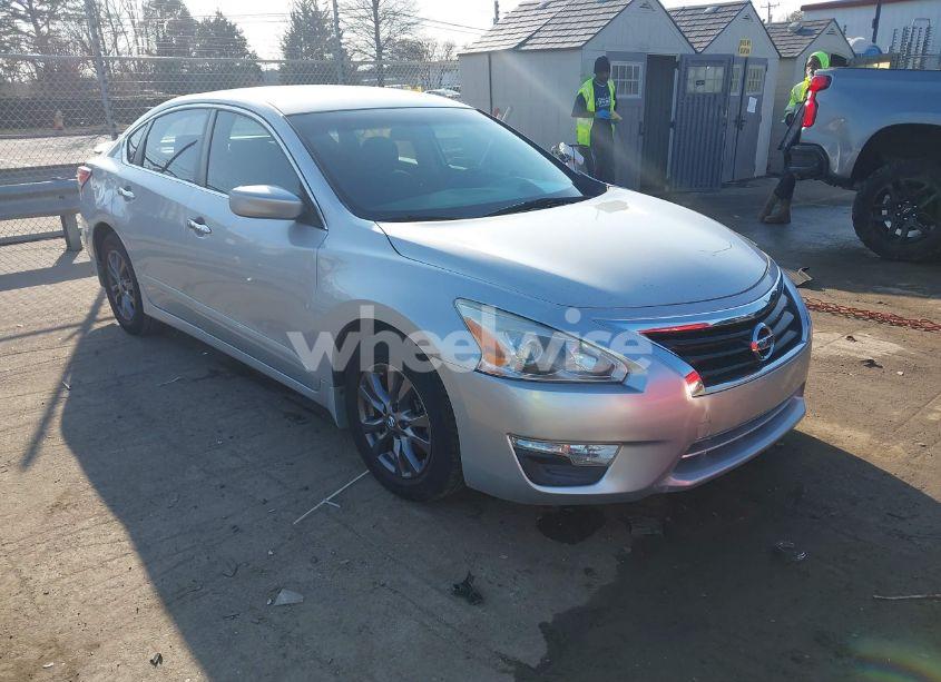 2015 Nissan Altima 2.5 S (VIN 1N4AL3AP9FC591855) main photo