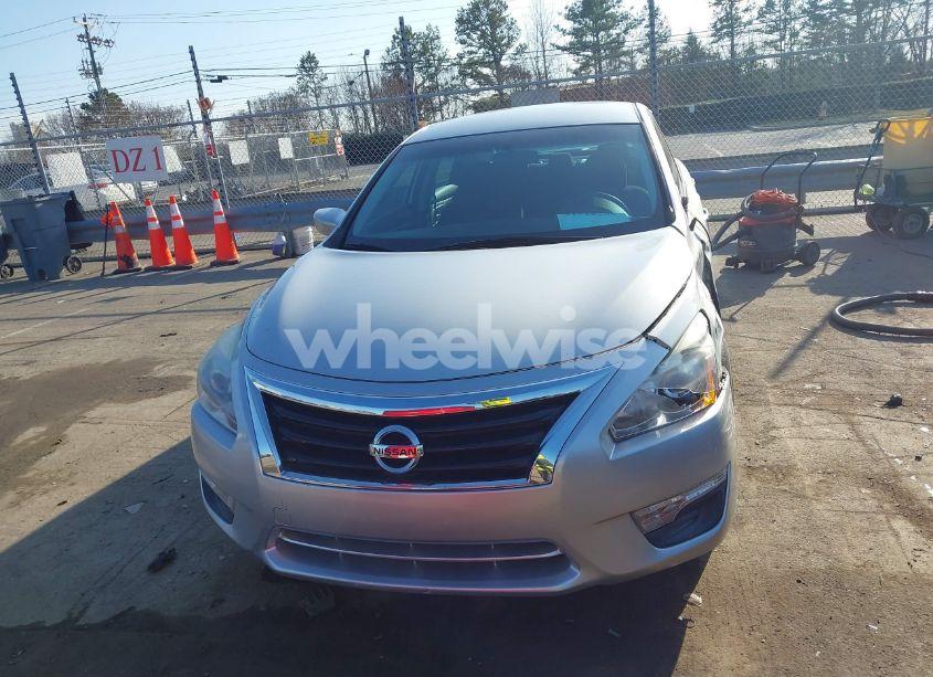 Photo 13 of 2015 Nissan Altima 2.5 S (VIN 1N4AL3AP9FC591855)